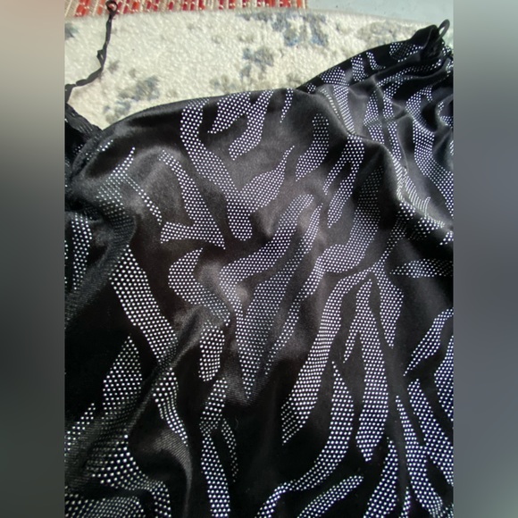 ZARA BLACK & SILVER ONE SHOULDER VELVET MINI DRESS SMALL NWT - Picture 13 of 14